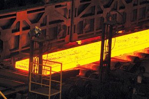 بناب به قطب تولید و صادرات فولاد کشور تبدیل می شود